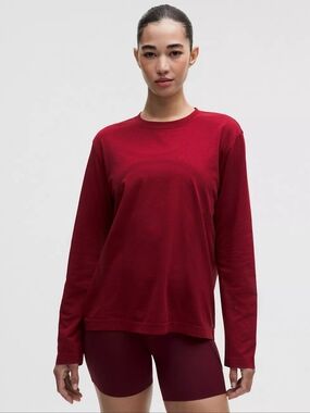 Swiftly Relaxed Long-Sleeve Shirt Hip LengthUpdated Fit